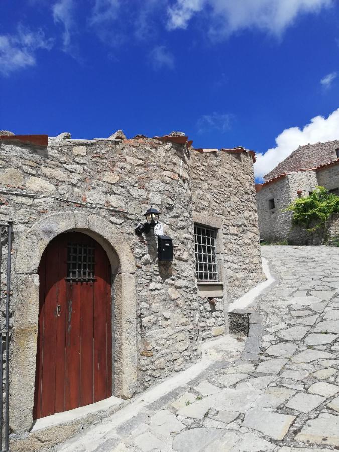 Stone House Villa Montalbano Elicona Ngoại thất bức ảnh